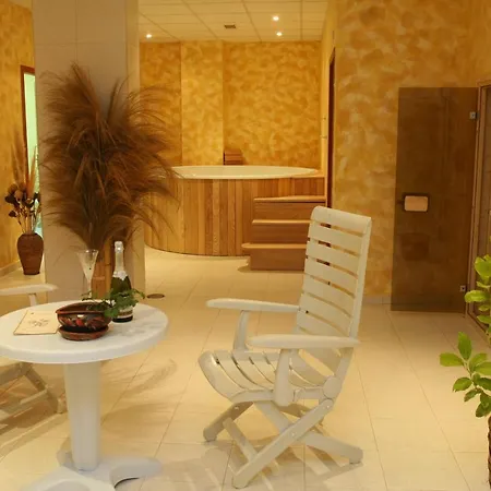 Joya Park * Golden Sands